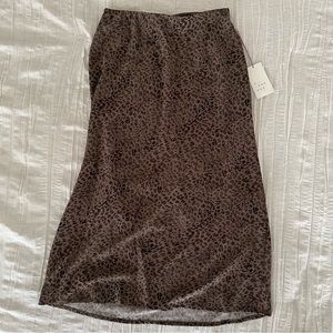 A New Day leopard patterned skirt NWT